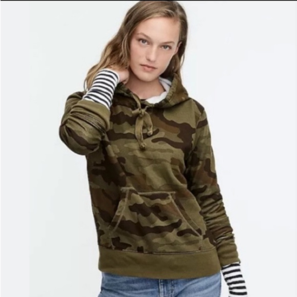 J. Crew Vintage Fleece Camo printed Core Hoodie Pullover Size Small